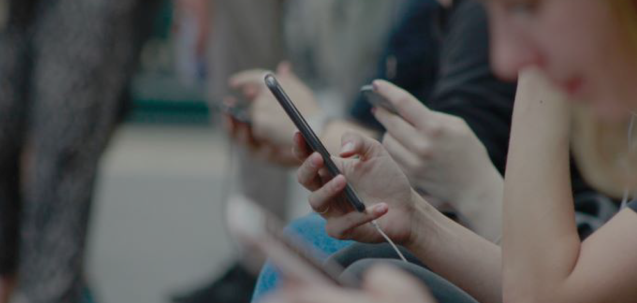 sécuriser-communication-smartphone bg